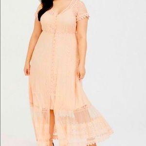 Torrid Peach Lace Floral Maxi Dress